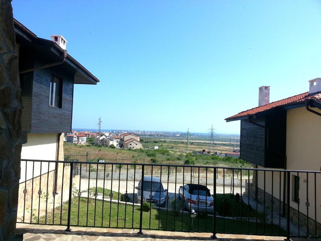 Menada Sunny Hill Villa Kosharitsa Ngoại thất bức ảnh