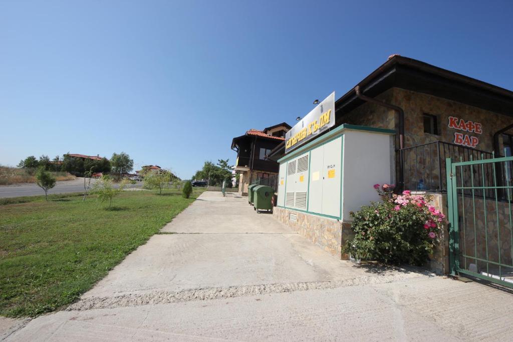 Menada Sunny Hill Villa Kosharitsa Ngoại thất bức ảnh