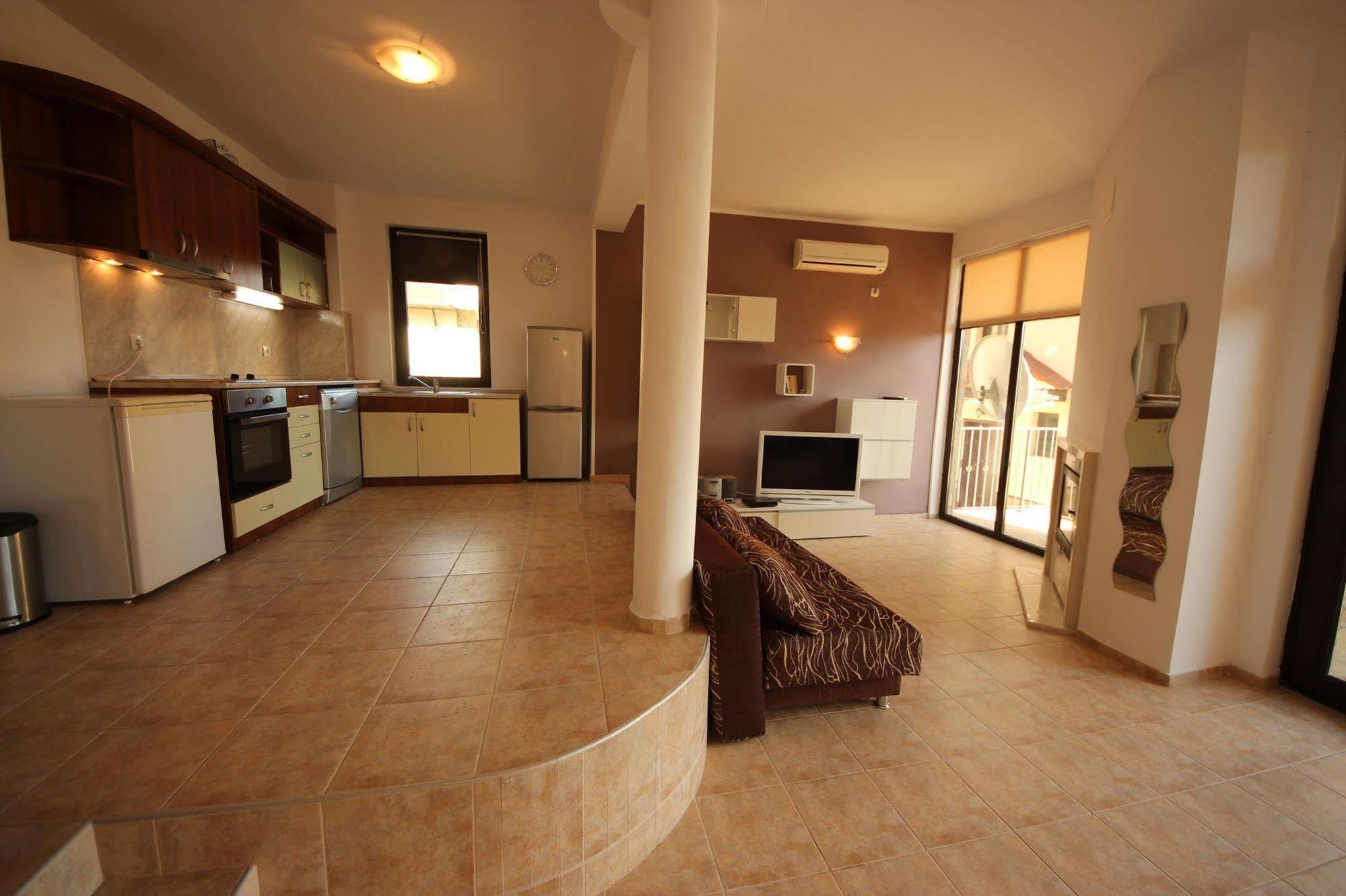 Menada Sunny Hill Villa Kosharitsa Ngoại thất bức ảnh